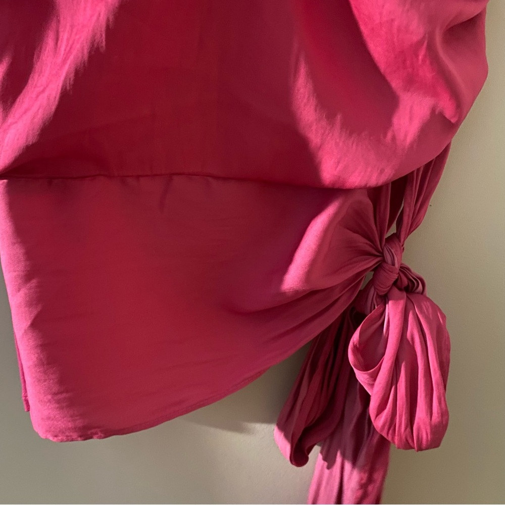 NWT Anthropologie Dolan Ruched Single-Shoulder Satin Hot Pink Blouse, M - Picture 5 of 8